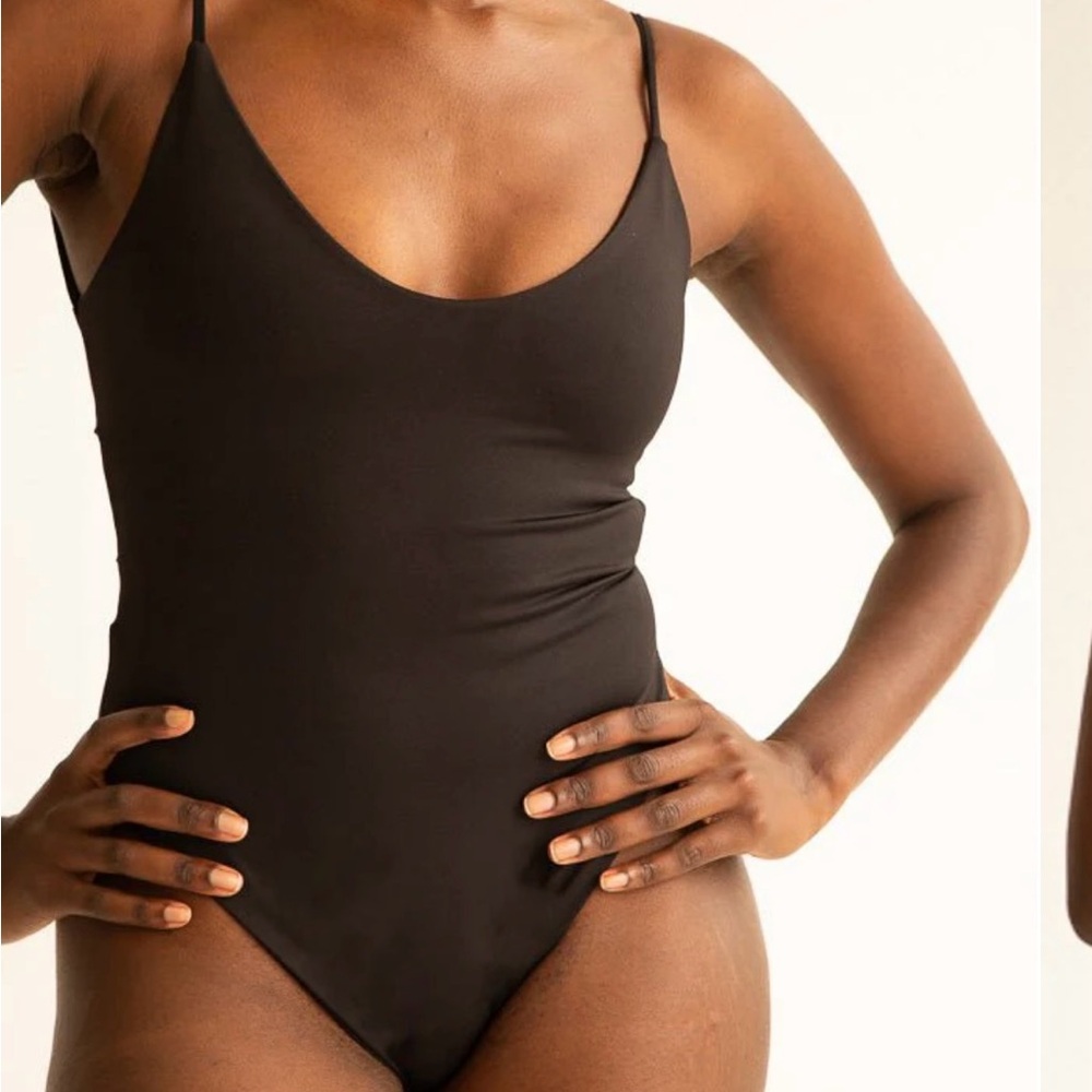 Elegant Black Women's One-Piece Swimsuit